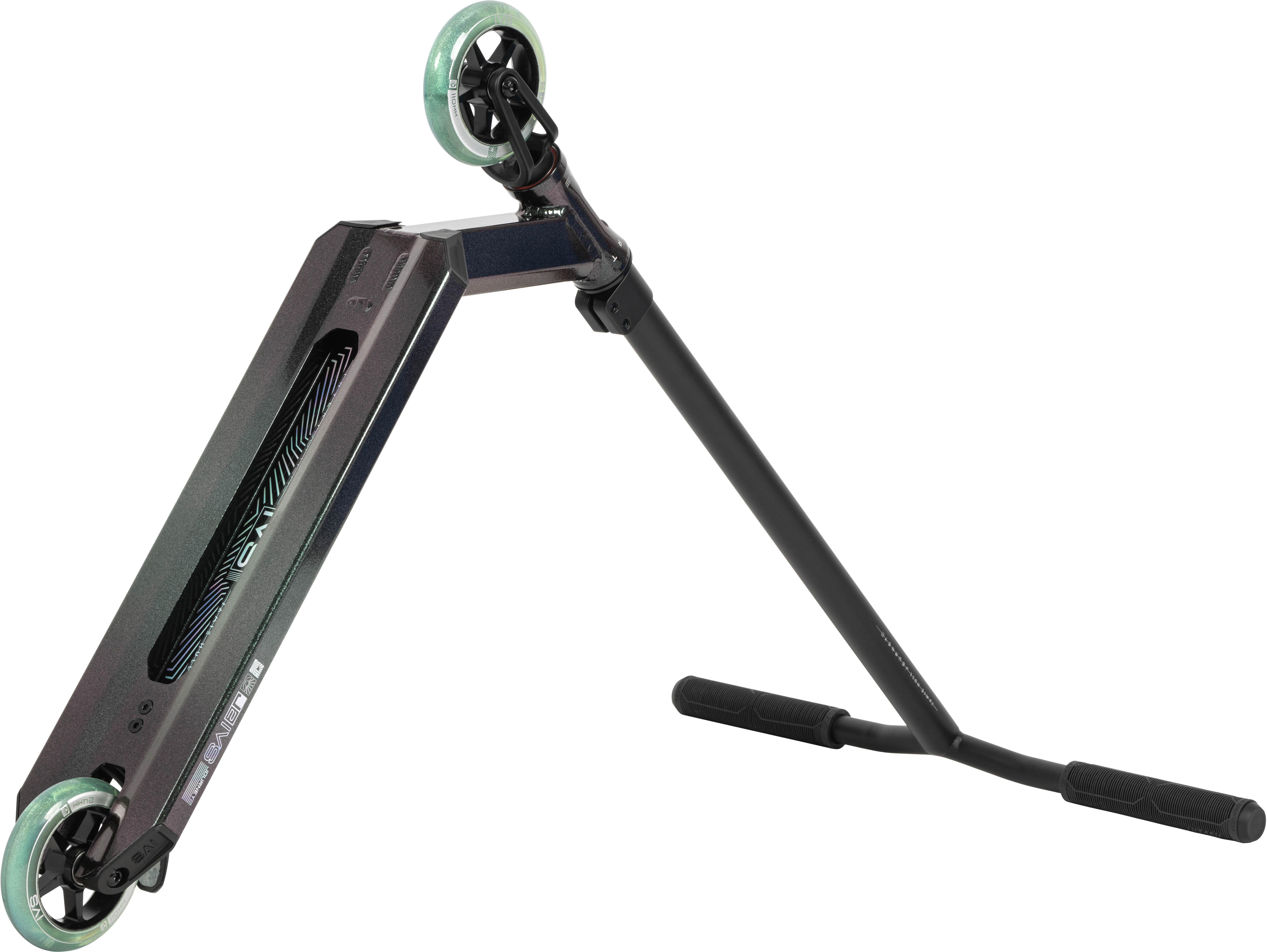 Invert Supreme Jamie Hull Journey 2 Stunt Scooter – Chameleon