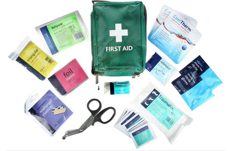 35pc Motorists First Aid Kit 35pc Motorists First Aid Kit