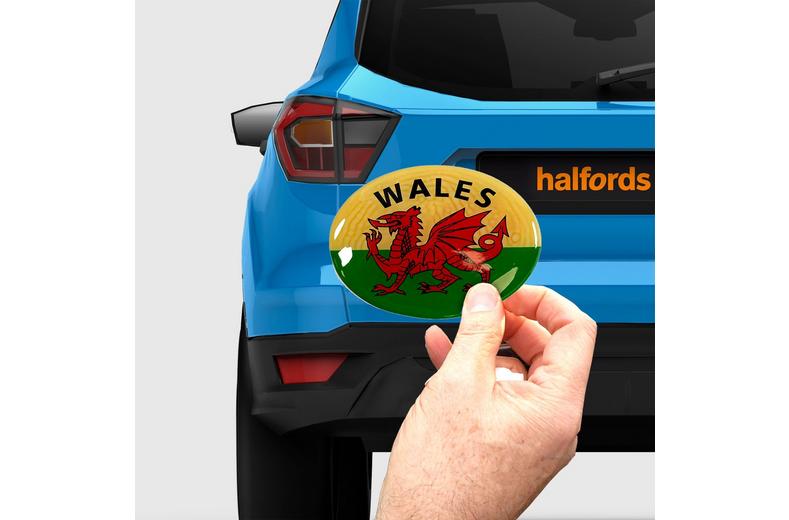 Halfords Deluxe Welsh Badge Halfords Deluxe Welsh Badge