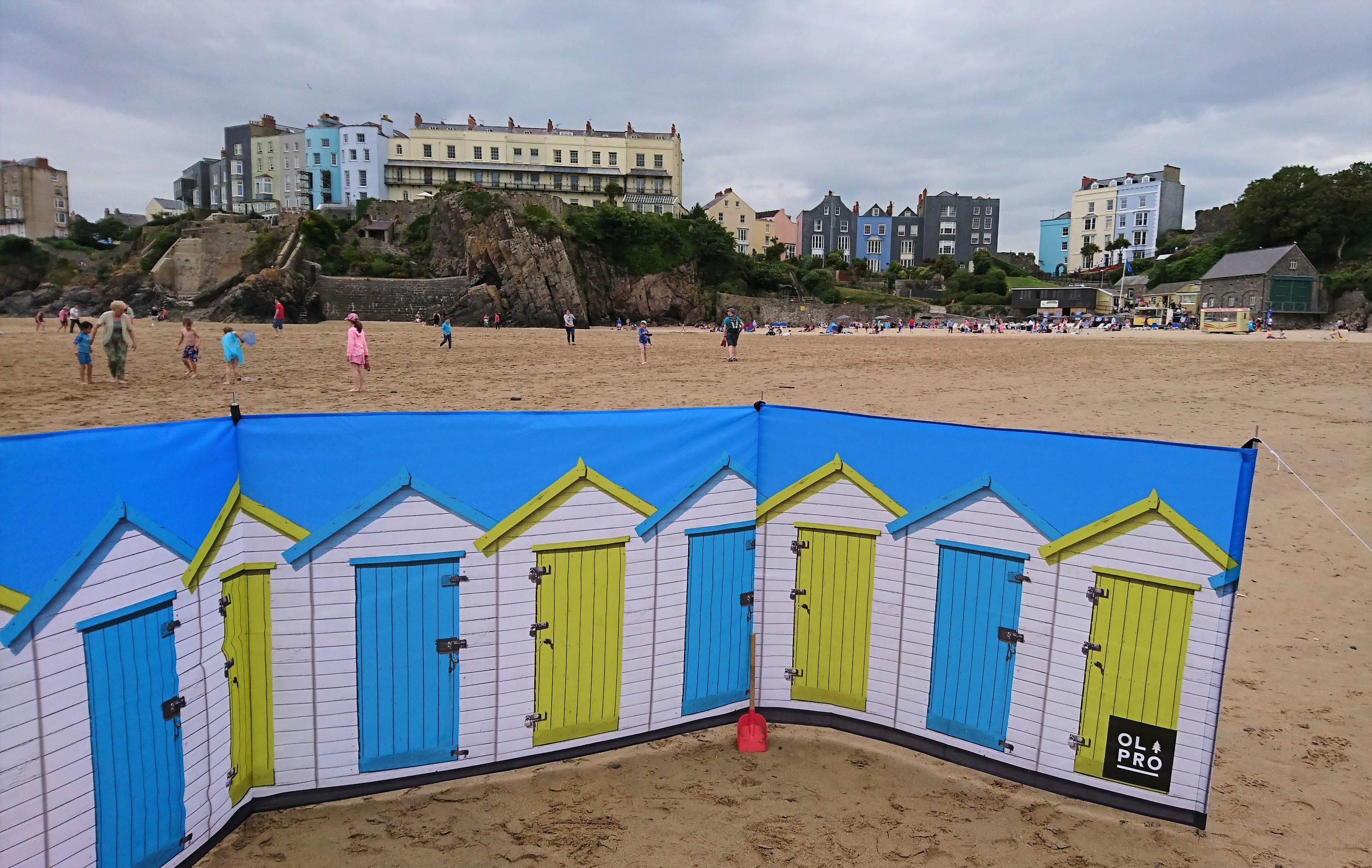 Olpro Beach Huts 5 Pole Windbreak - Wooden Poles