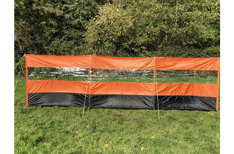 Olpro Orange Compact 4 Pole Windbreak - Steel Poles Olpro Orange Compact 4 Pole Windbreak - Steel Poles