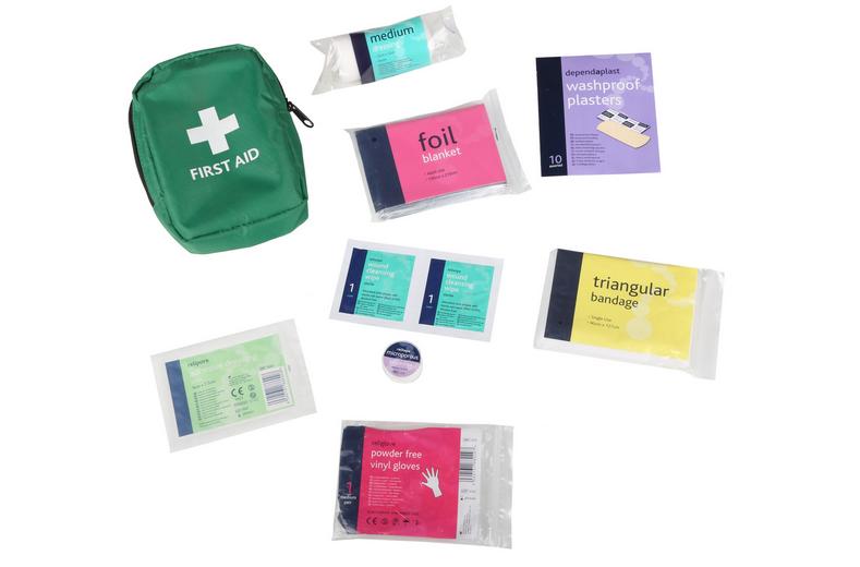 Halfords Essentials Compact First Aid Kit Halfords Essentials Compact First Aid Kit