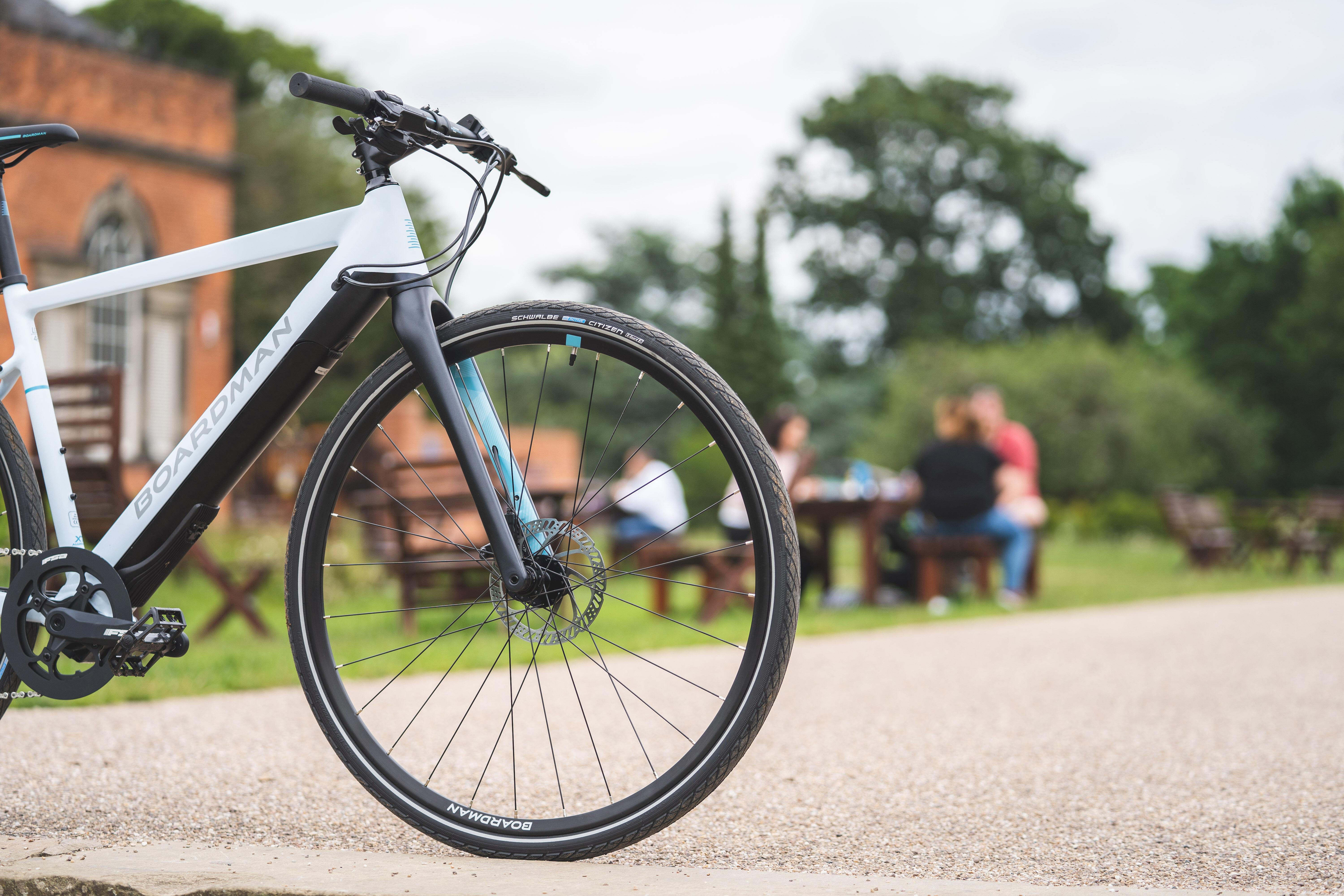 Boardman HYB 8.9E Womens Hybrid Electric Bike - S, M Frames