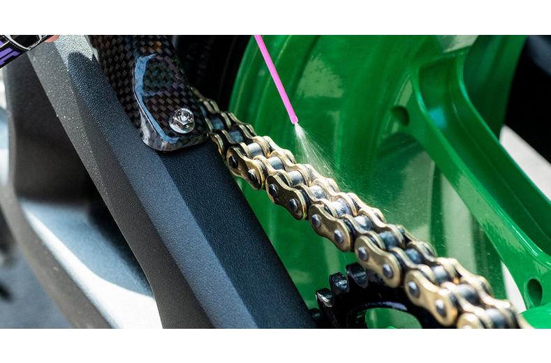 Muc-Off Motorcycle Wet Conditions Lube - 400ml Muc-Off Motorcycle Wet Conditions Lube - 400ml