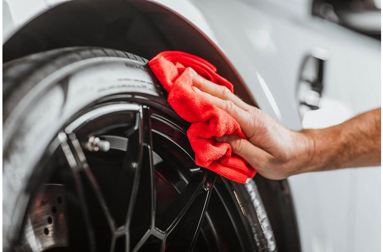 Autoglym Instant Tyre Dressing 500ml Autoglym Instant Tyre Dressing 500ml