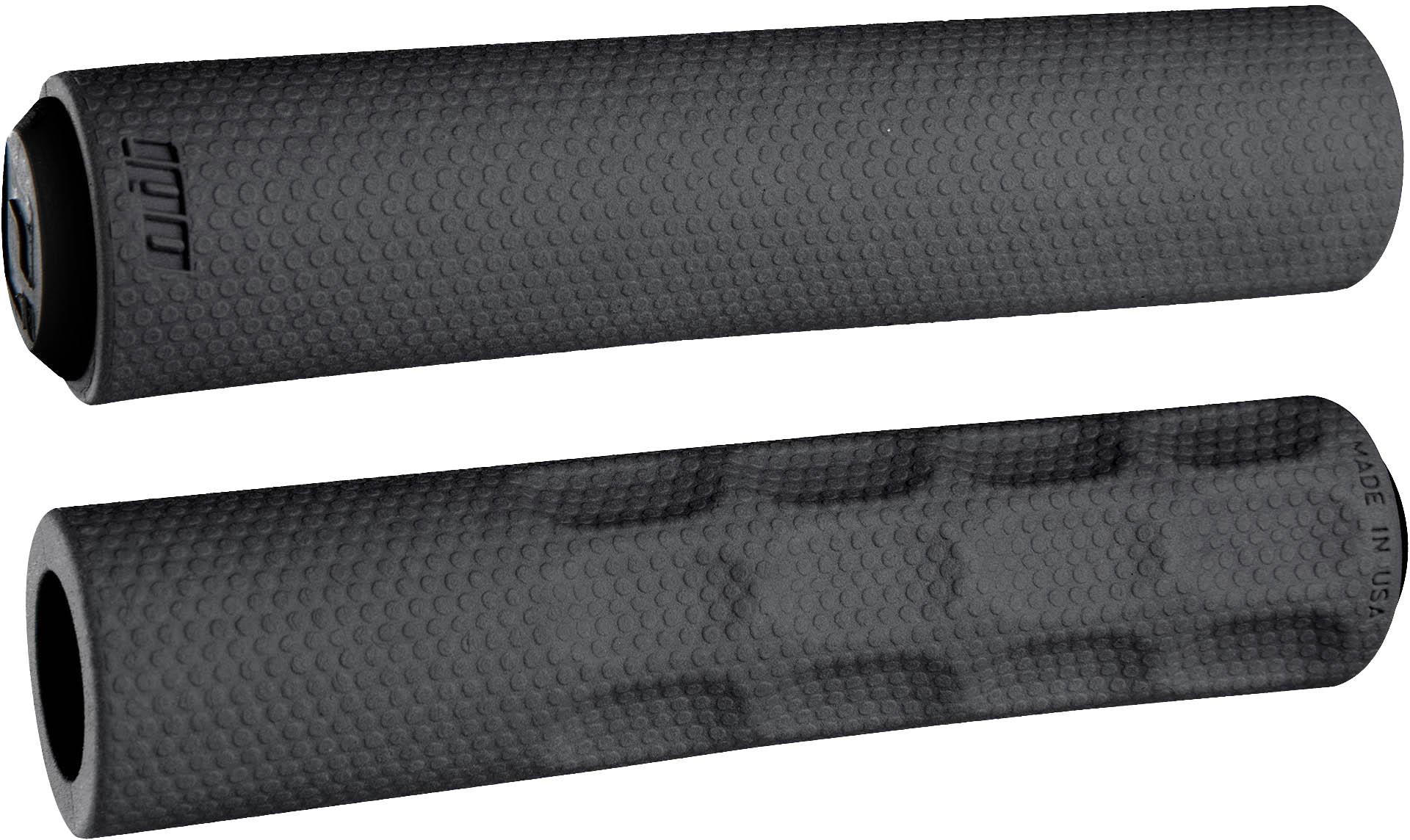 Halfords ODI Odi F-1 Series Vaypor Mtb Grips, Black | Extra 8% off for BC Members