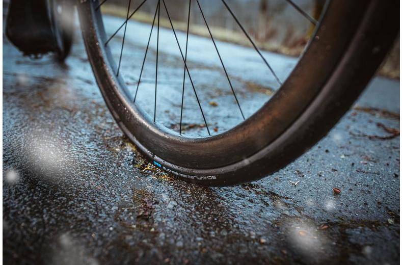 Schwalbe One 365 Folding Bike Tyre, 700x32c Schwalbe One 365 Folding Bike Tyre, 700x32c