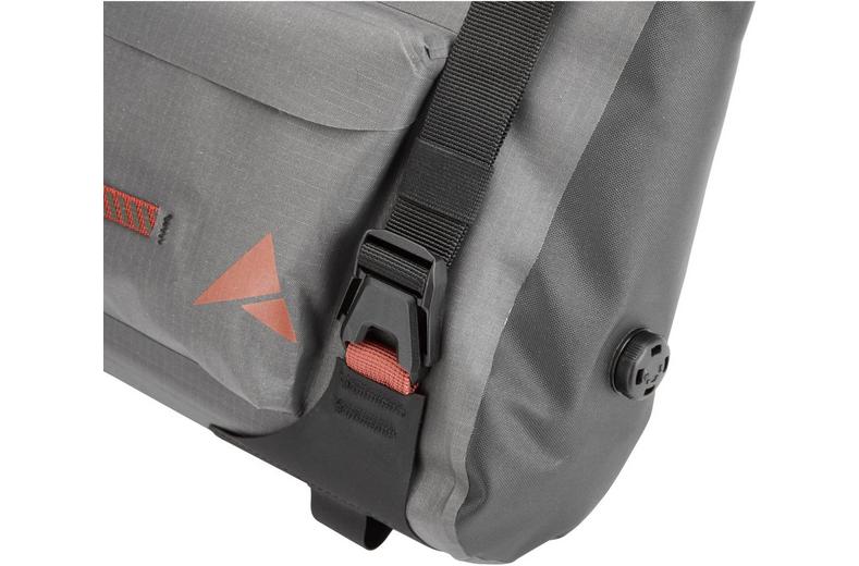 Altura Vortex 7L Waterproof Handlebar Bag Altura Vortex 7L Waterproof Handlebar Bag