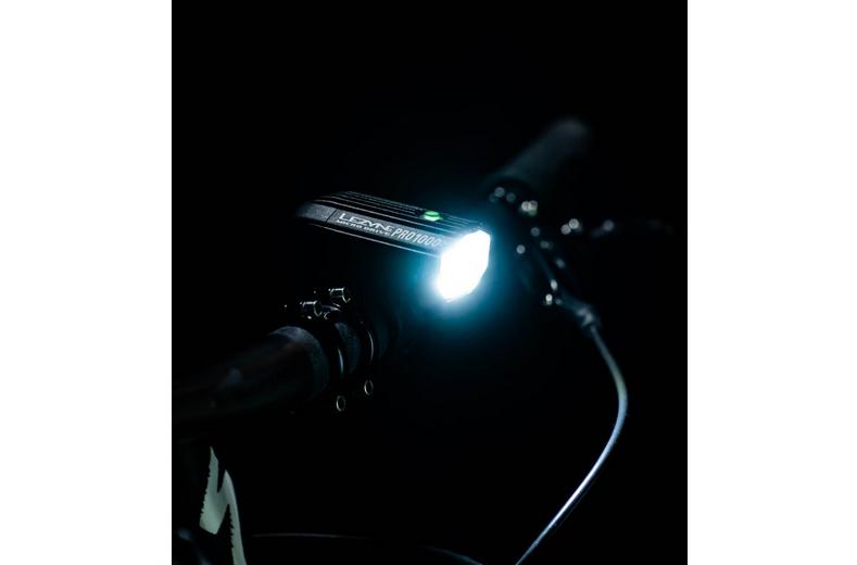 Lezyne - Micro Drive Pro 1000+ Front Bike Light Lezyne - Micro Drive Pro 1000+ Front Bike Light