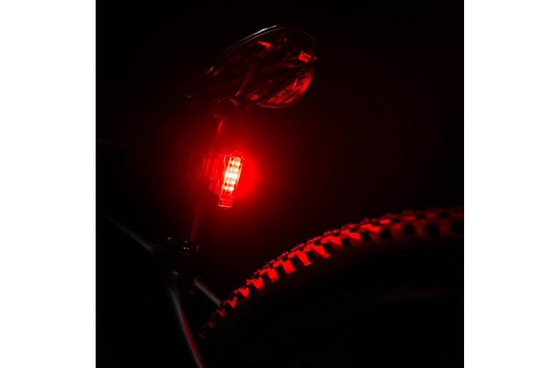 Lezyne Strip Drive 300+ Rear Bike Light Lezyne Strip Drive 300+ Rear Bike Light