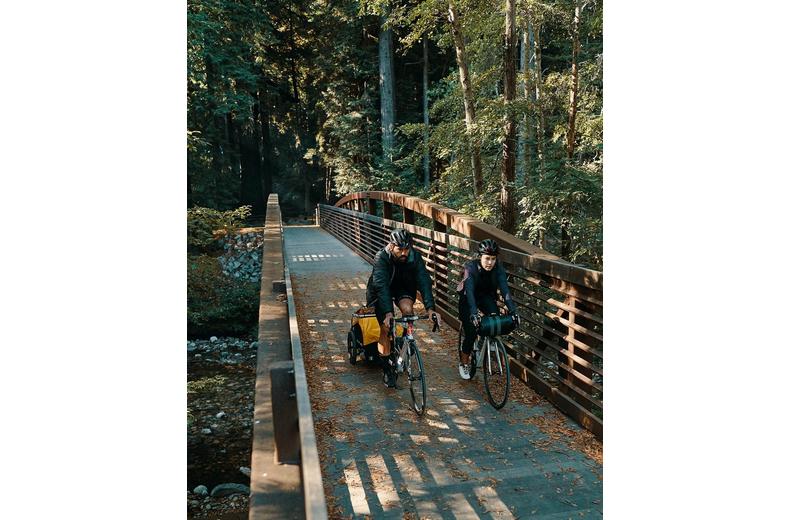 Burley Nomad Utility Trailer Burley Nomad Utility Trailer