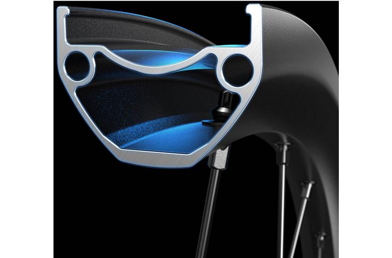 DT Swiss HU 1900 SPLINE E-Bike 29" Wheel, Rear 135mm Quick Release Micro Spline DT Swiss HU 1900 SPLINE E-Bike 29" Wheel, Rear 135mm Quick Release Micro Spline