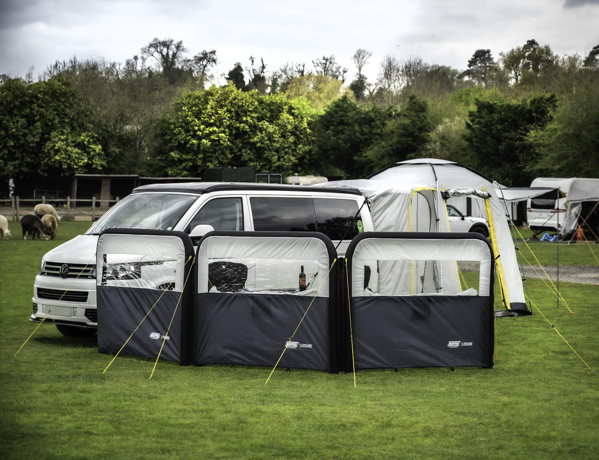 Maypole 3 Panel Inflatable Modular Windbreak