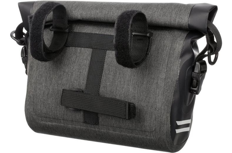 Halfords Advanced Waterproof Handlebar Bag Halfords Advanced Waterproof Handlebar Bag