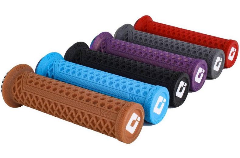 ODI Vans V2.1 Lock On Grips 135mm, Graphite ODI Vans V2.1 Lock On Grips 135mm, Graphite