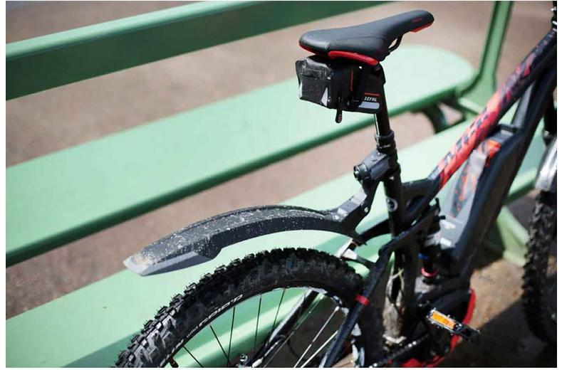Zefal Deflector RM60+ Rear Mudguard Zefal Deflector RM60+ Rear Mudguard