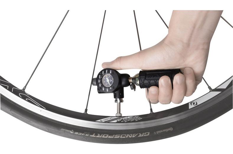 Airbooster G2 CO2 Inflator With Gauge Airbooster G2 CO2 Inflator With Gauge