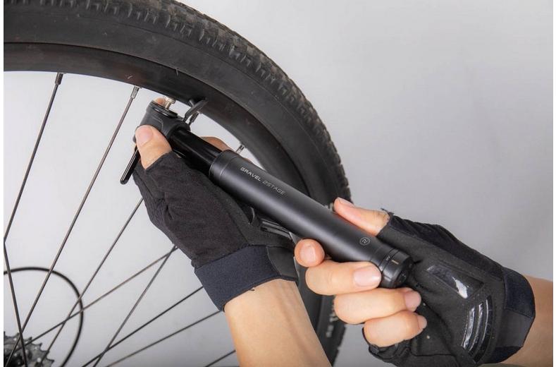 Topeak Gravel 2 Stage Mini Pump, Black Topeak Gravel 2 Stage Mini Pump, Black