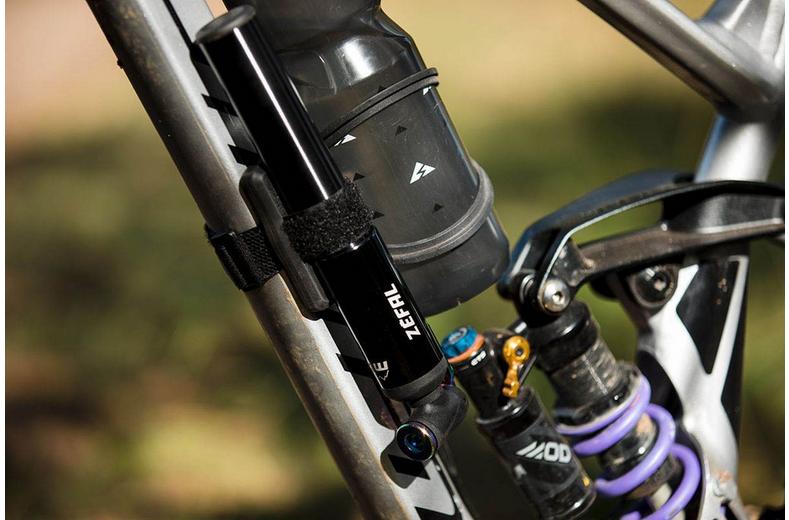 Zefal MT. Mini MTB Hand Pump Zefal MT. Mini MTB Hand Pump