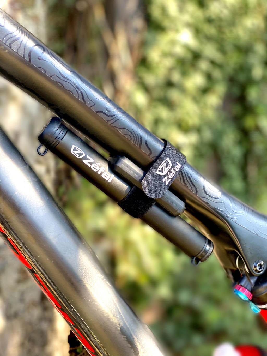 Zefal EZ Max FC C02 Inflator and Hand Pump