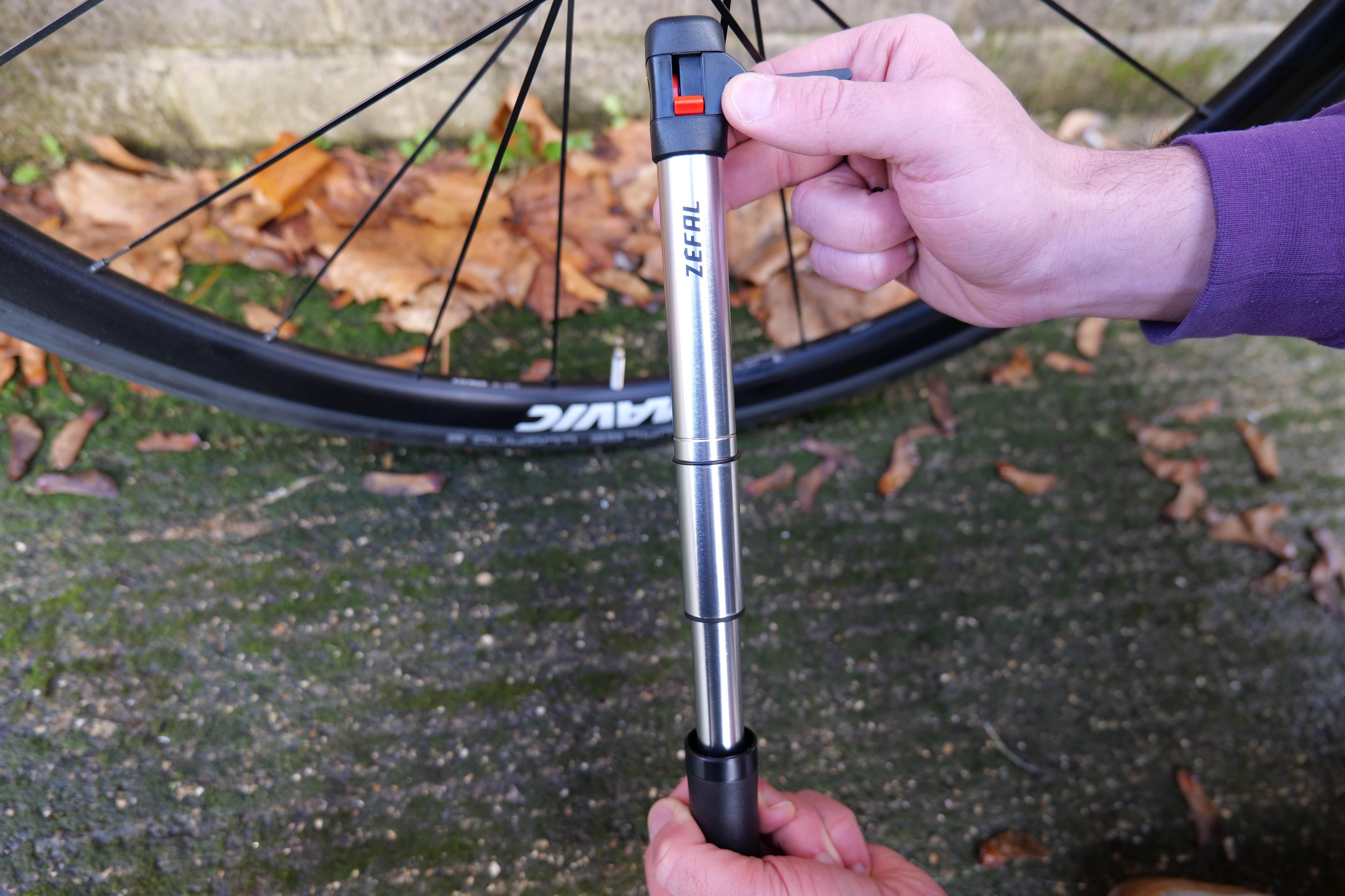 Zefal Air Profil Switch Hand Pump