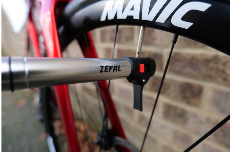 Zefal Air Profil Switch Hand Pump Zefal Air Profil Switch Hand Pump