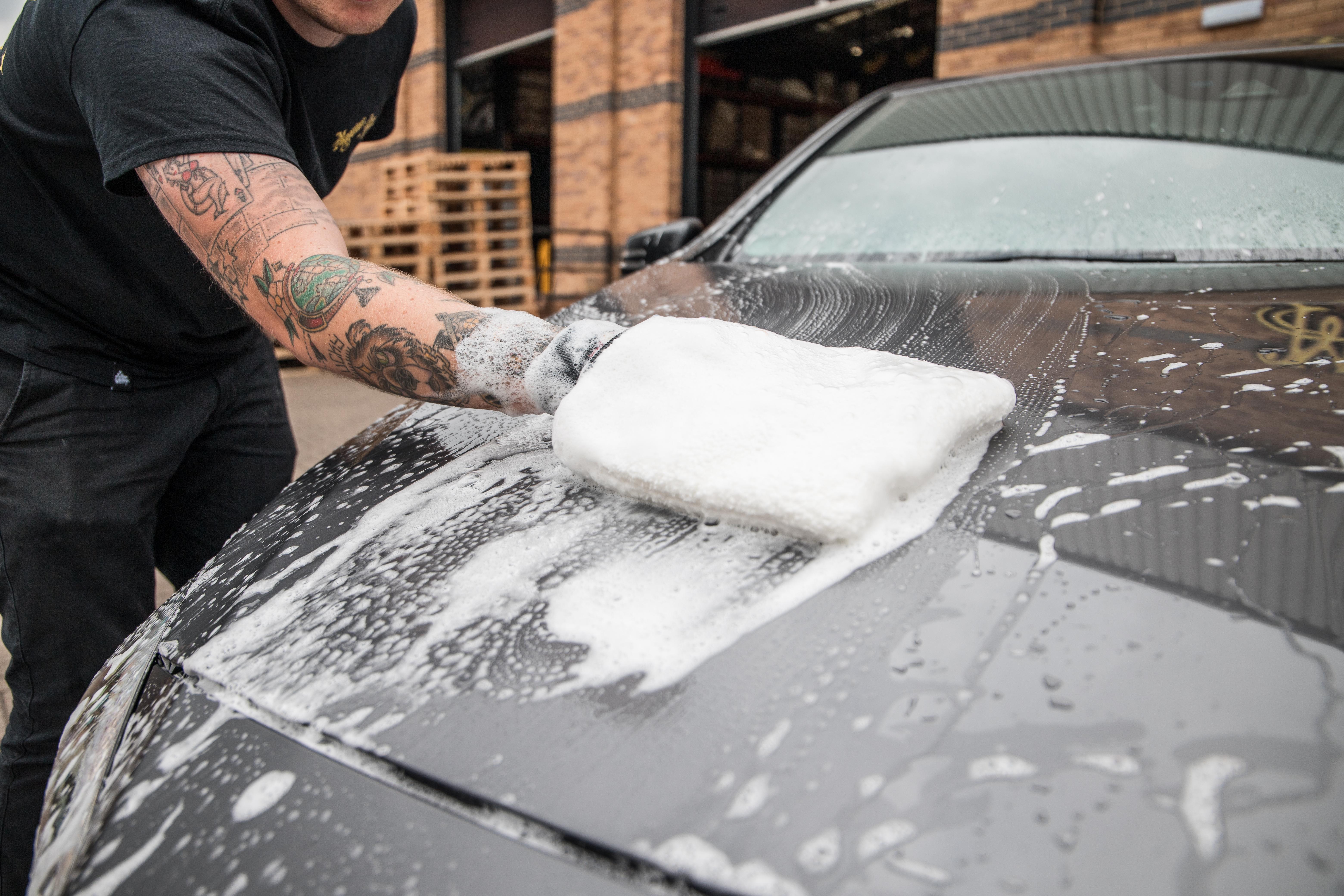 Meguiars Ultimate Wash and Wax 16oz