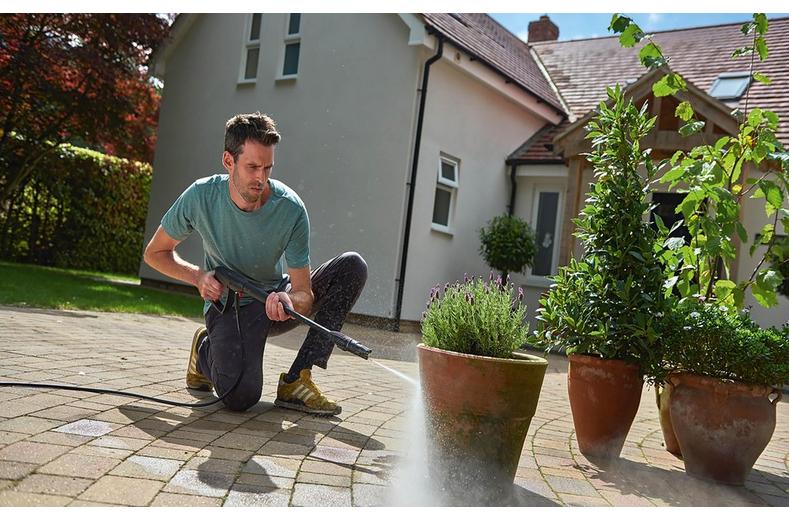 Bosch UniversalAquatak 125 Pressure Washer Bosch UniversalAquatak 125 Pressure Washer