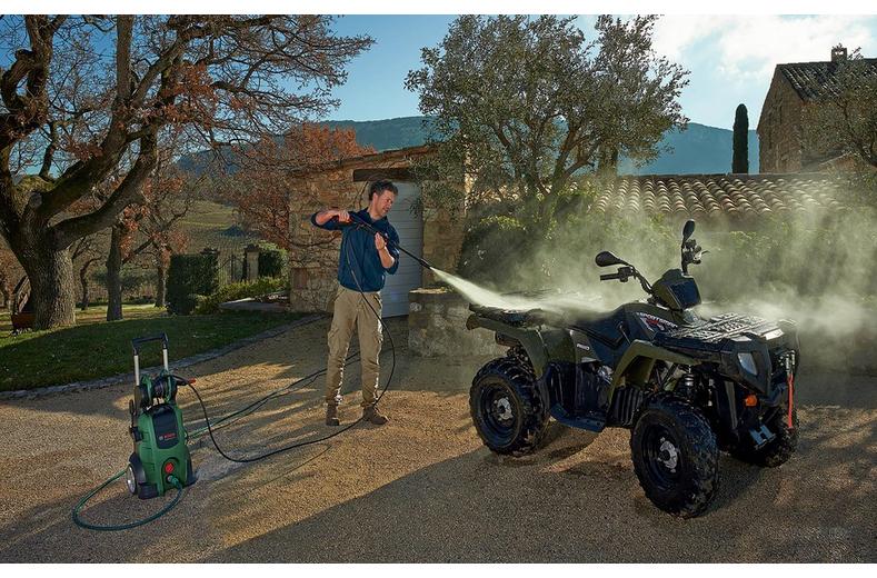 Bosch AdvancedAquatak 140 Pressure Washer Bosch AdvancedAquatak 140 Pressure Washer