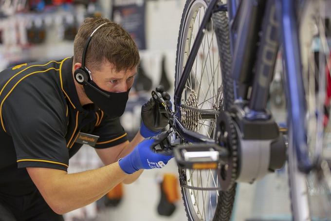 Halfords on sale fix bike