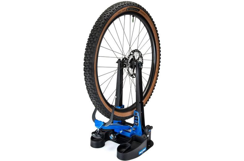 Park Tool TS-2.3 Professional Wheel Truing Stand Park Tool TS-2.3 Professional Wheel Truing Stand