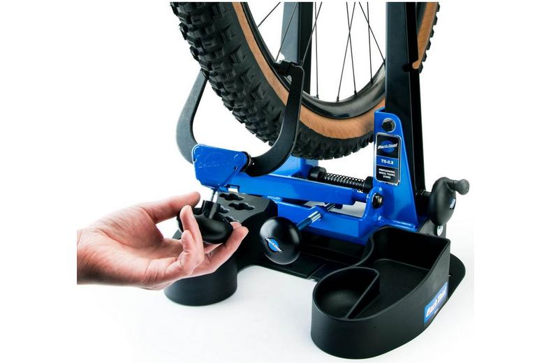 Park Tool TS-2.3 Professional Wheel Truing Stand Park Tool TS-2.3 Professional Wheel Truing Stand