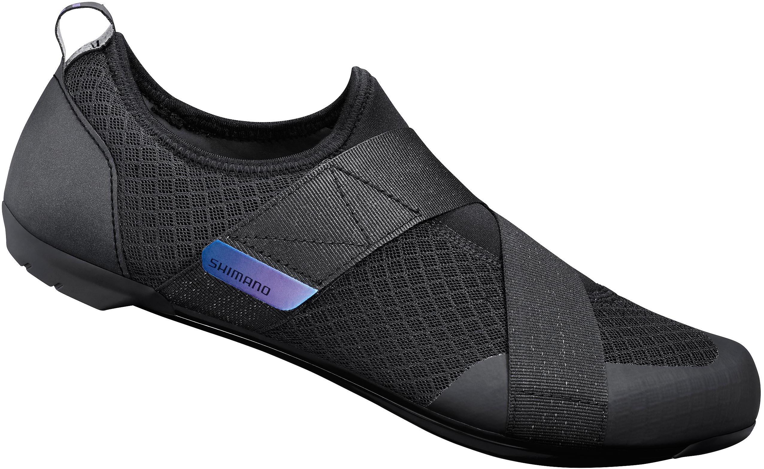 Halfords Shimano IC100 Shoe Black, 42 | Pricematch, Extra 8% off for BC Members, Free Bike Health Check, Cycle2Work Scheme & 0% APR Finance.