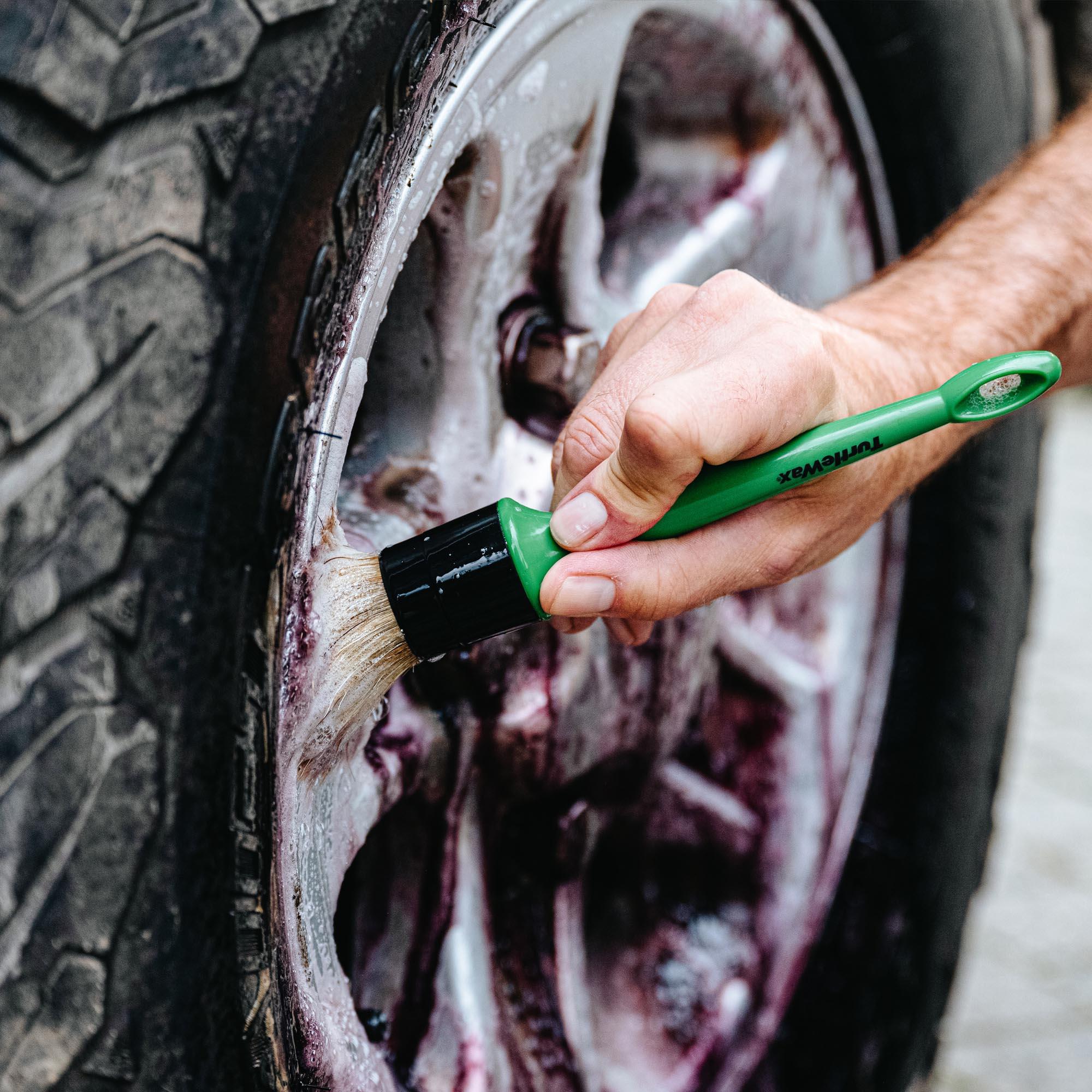 Turtle Wax Hybrid Solutions Ultimate Pro Detailing Brush Set 