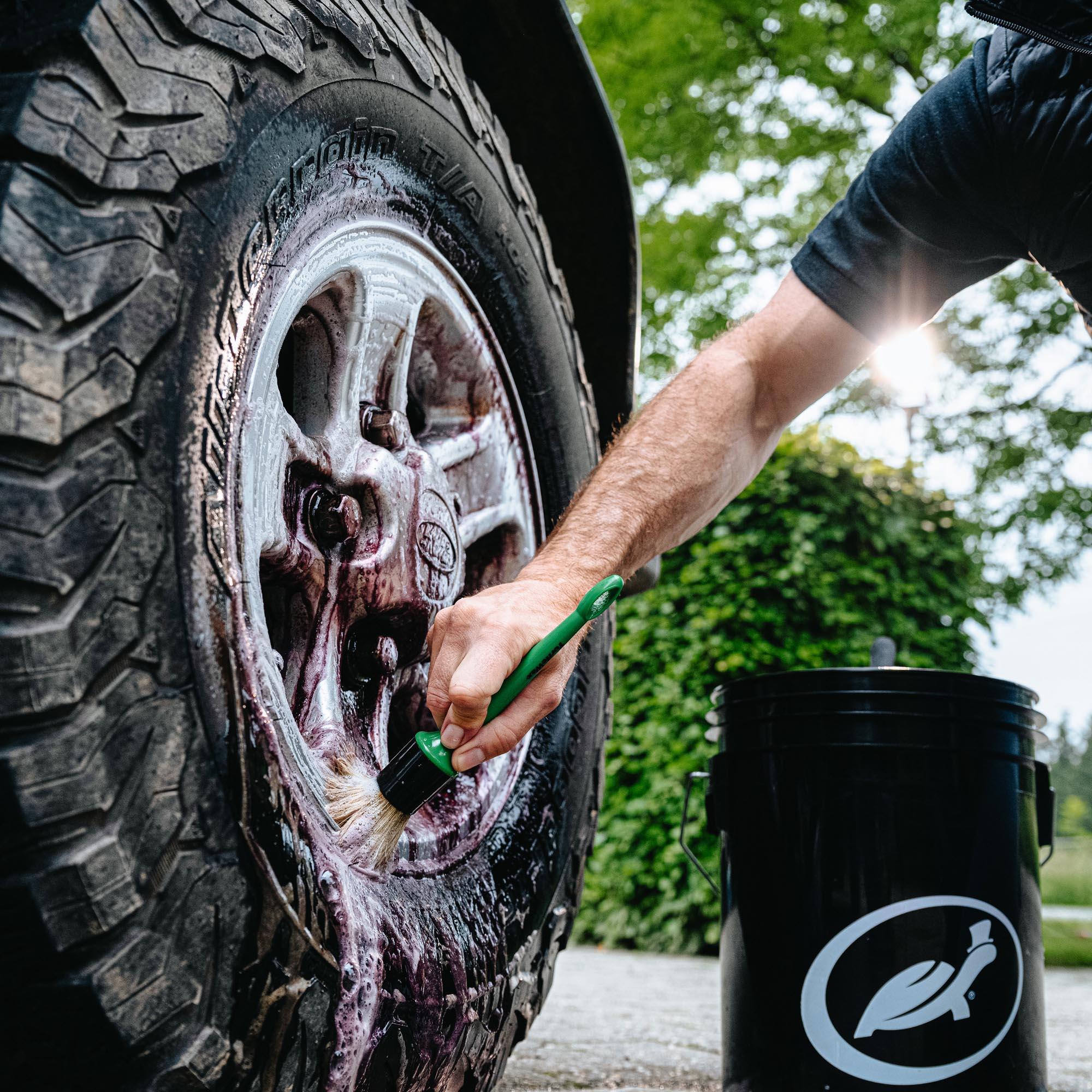 Turtle Wax Hybrid Solutions Ultimate Pro Detailing Brush Set 