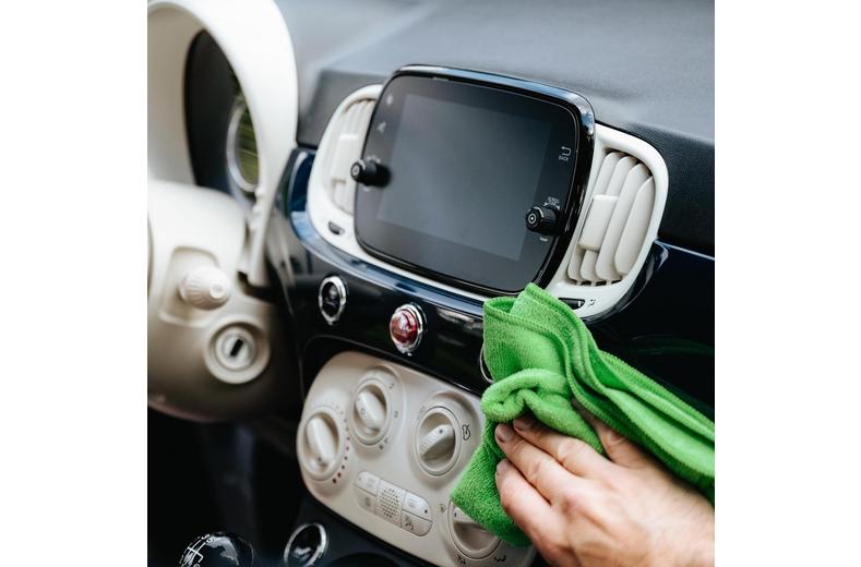 Turtle Wax Total Interior Shampoo 500ml Turtle Wax Total Interior Shampoo 500ml