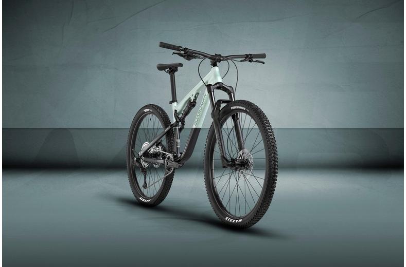 Boardman MTR 8.8 Womens Mountain Bike - S/M, M/L Frames Boardman MTR 8.8 Womens Mountain Bike - S/M, M/L Frames