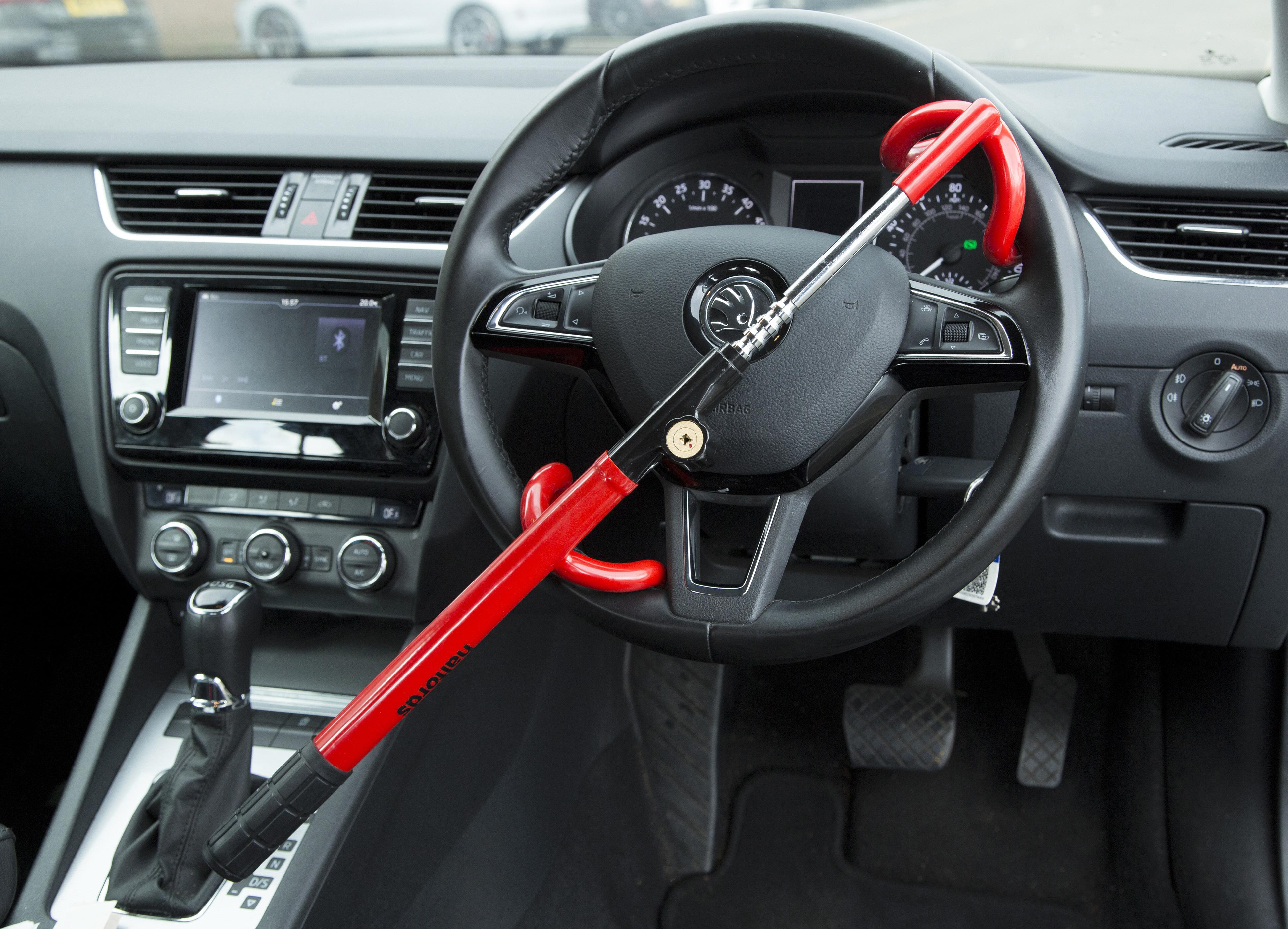 Halfords Single Bar Steering Wheel Lock
