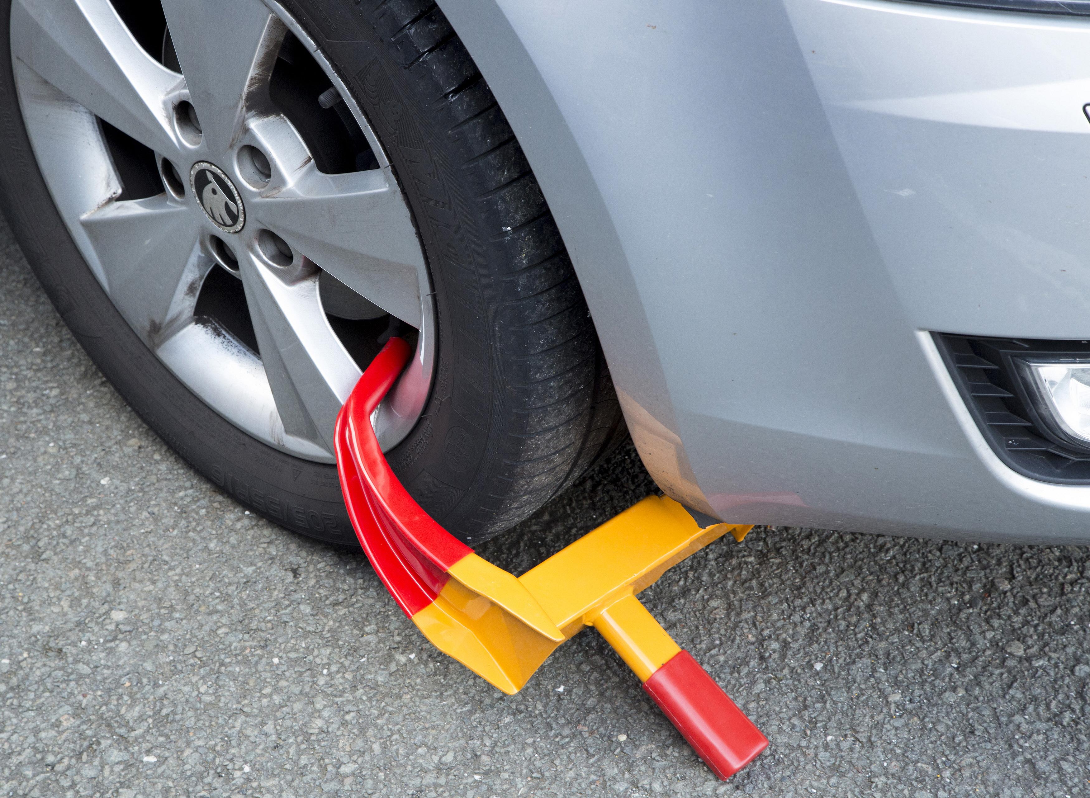 Halfords Wheel Clamp Lock