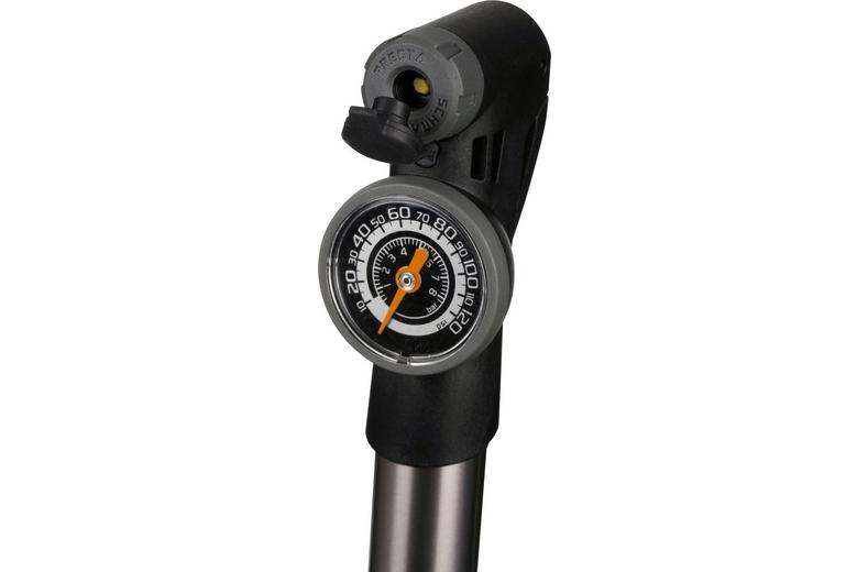 Halfords Advanced High Pressure High Volume Pump Halfords Advanced High Pressure High Volume Pump