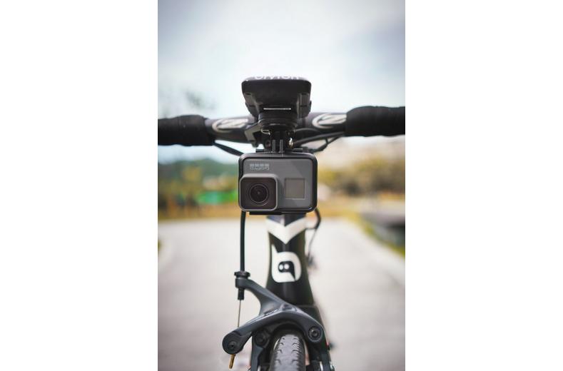 Bryton Combo Mount Adapter Bryton Combo Mount Adapter