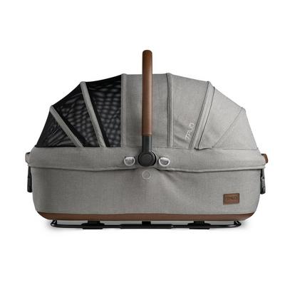Tavo Maeve Medium Dog Car Seat with Car Seat Base - Rigid Merle
