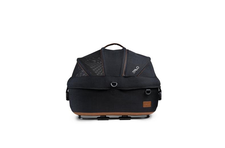 Tavo Maeve Small Dog Car Seat with Car Seat Base - Flex Onyx Tavo Maeve Small Dog Car Seat with Car Seat Base - Flex Onyx