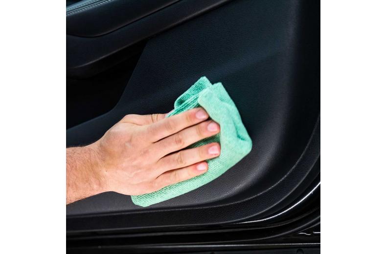 Turtle Wax Interior 1 Multipurpose Cleaner & Stain Remover 400ML Turtle Wax Interior 1 Multipurpose Cleaner & Stain Remover 400ML