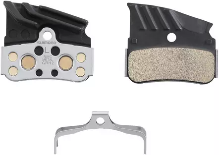 Shimano N04C Disc Brake Pads & Spring, Metal Sintered | Halfords UK