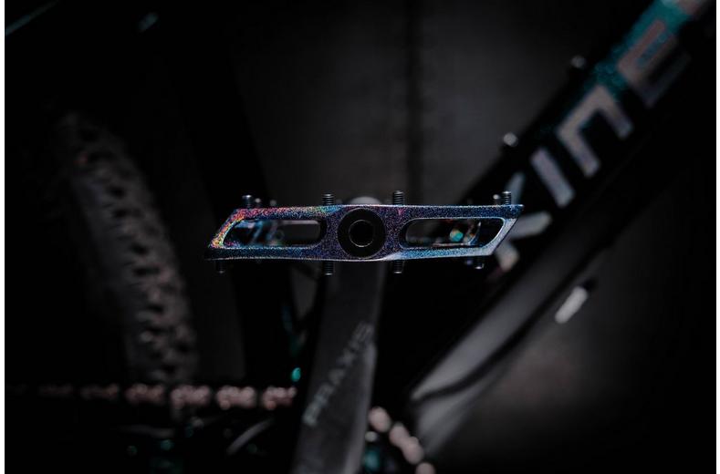 DMR V12 Pedals Galaxy DMR V12 Pedals Galaxy