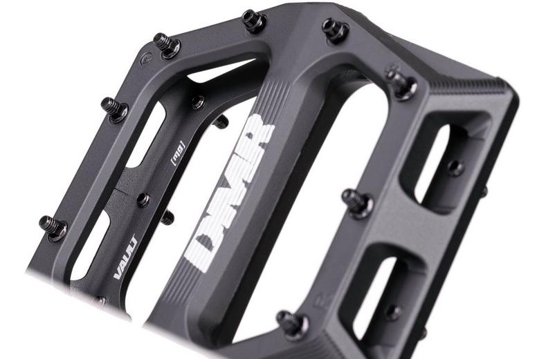 DMR Vault Mag Pedals, Black DMR Vault Mag Pedals, Black
