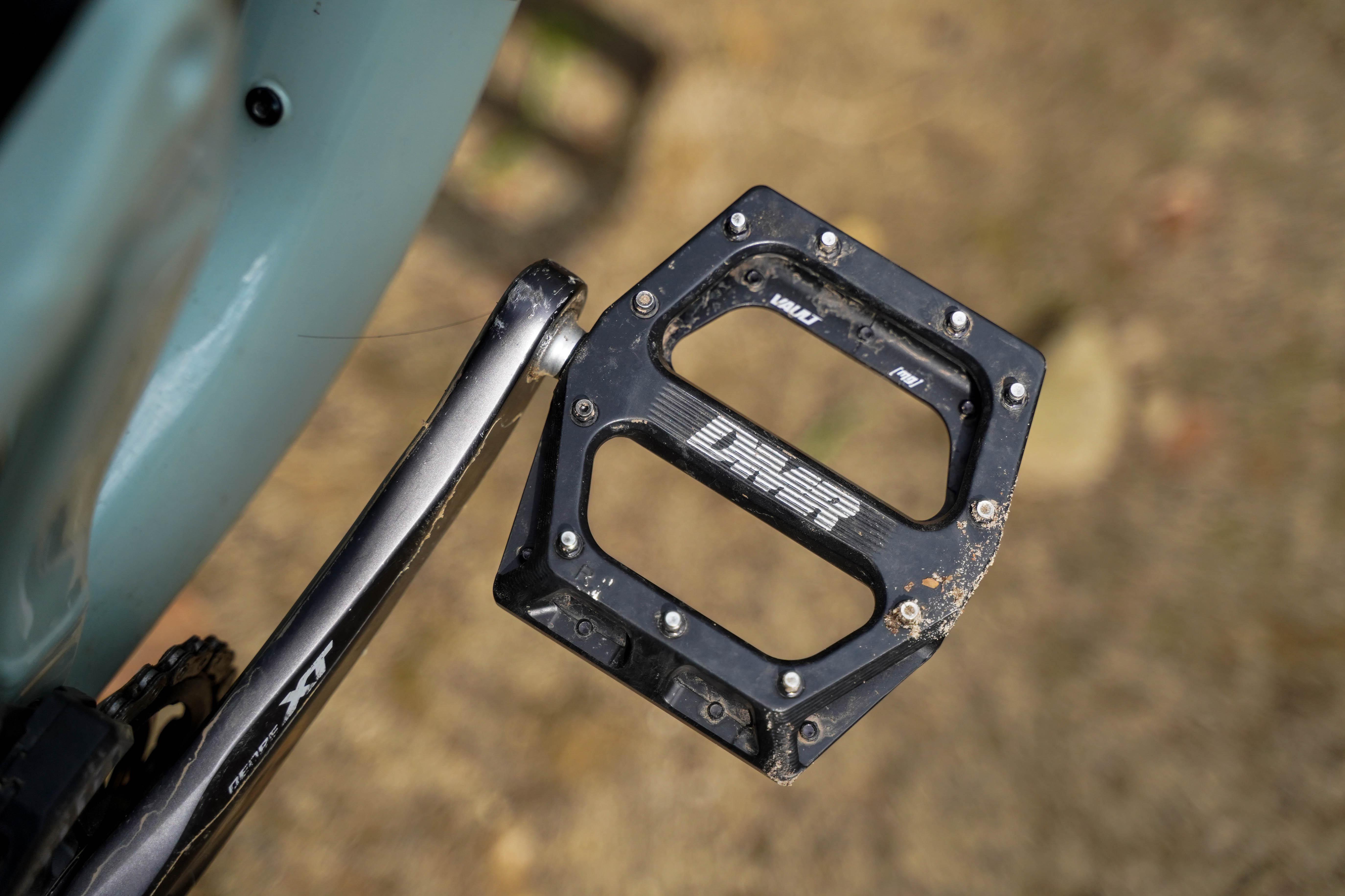 DMR Vault Mag Pedals, Black