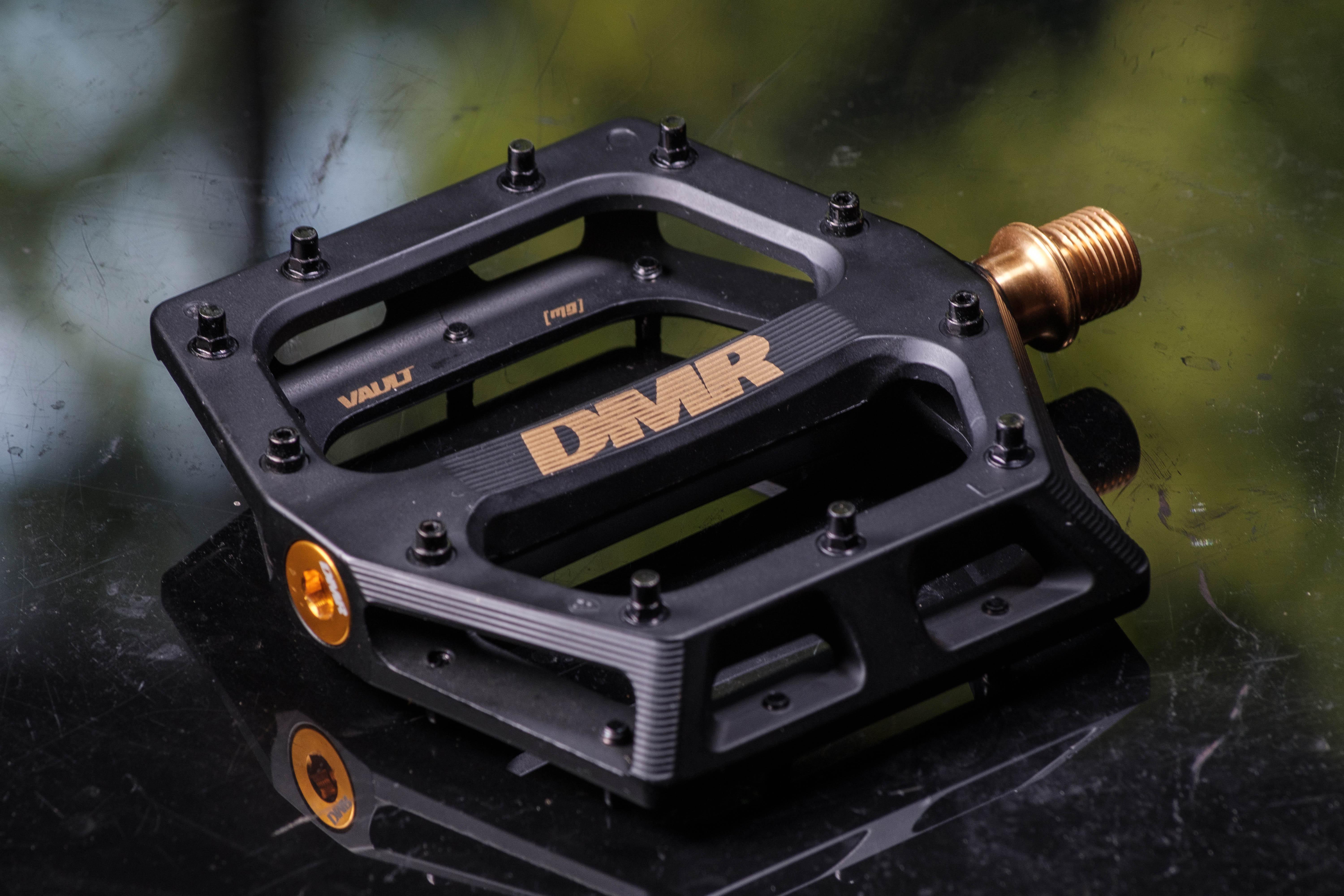 DMR Vault Mag SL Pedals