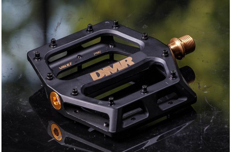 DMR Vault Mag SL Pedals DMR Vault Mag SL Pedals